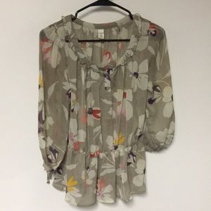 Old navy floral top xs